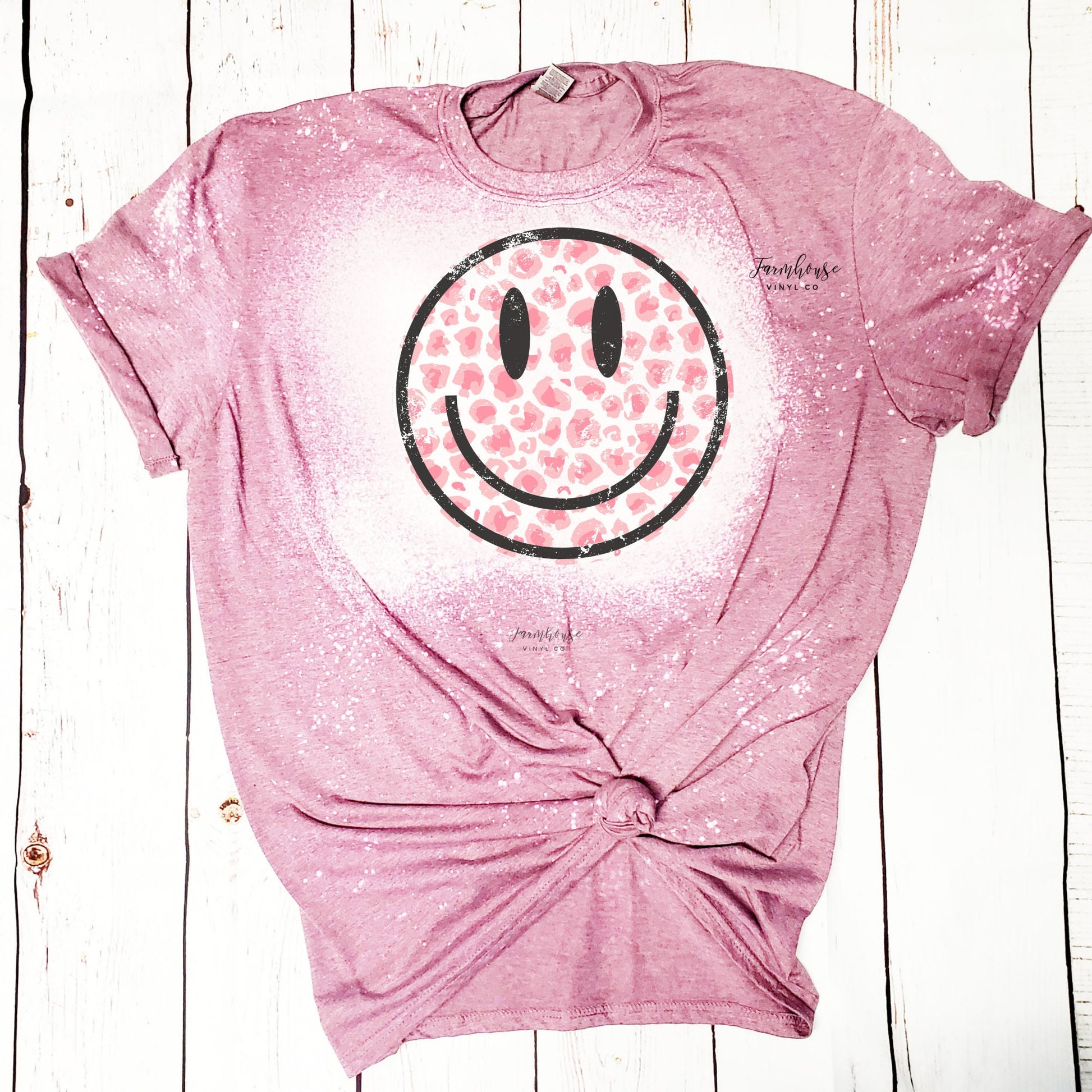 Retro Smiley Face Tee - Farmhouse Vinyl Co